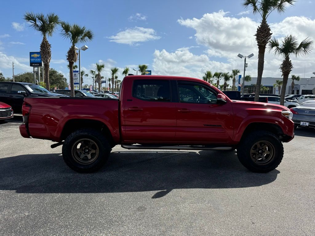 2022 Toyota Tacoma SR 9