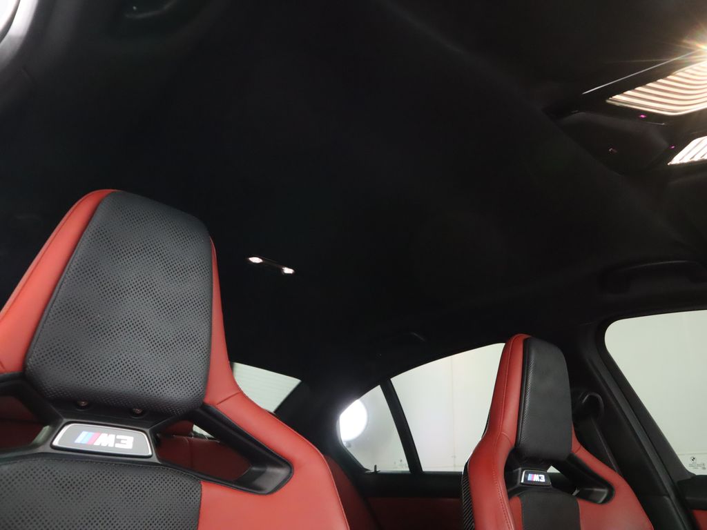 Thumbnail: 2023 BMW M3 - 19