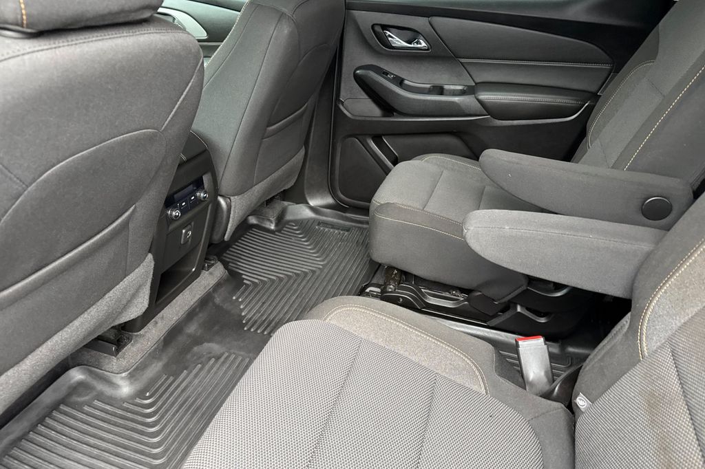 used 2019 Chevrolet Traverse car, priced at $18,925