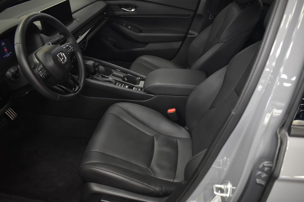 2024 Honda Accord Sport-L 26