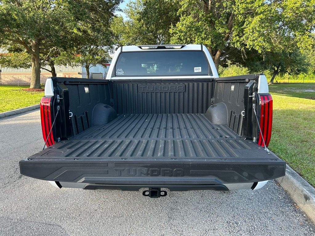 Thumbnail: 2024 Toyota Tundra - 11