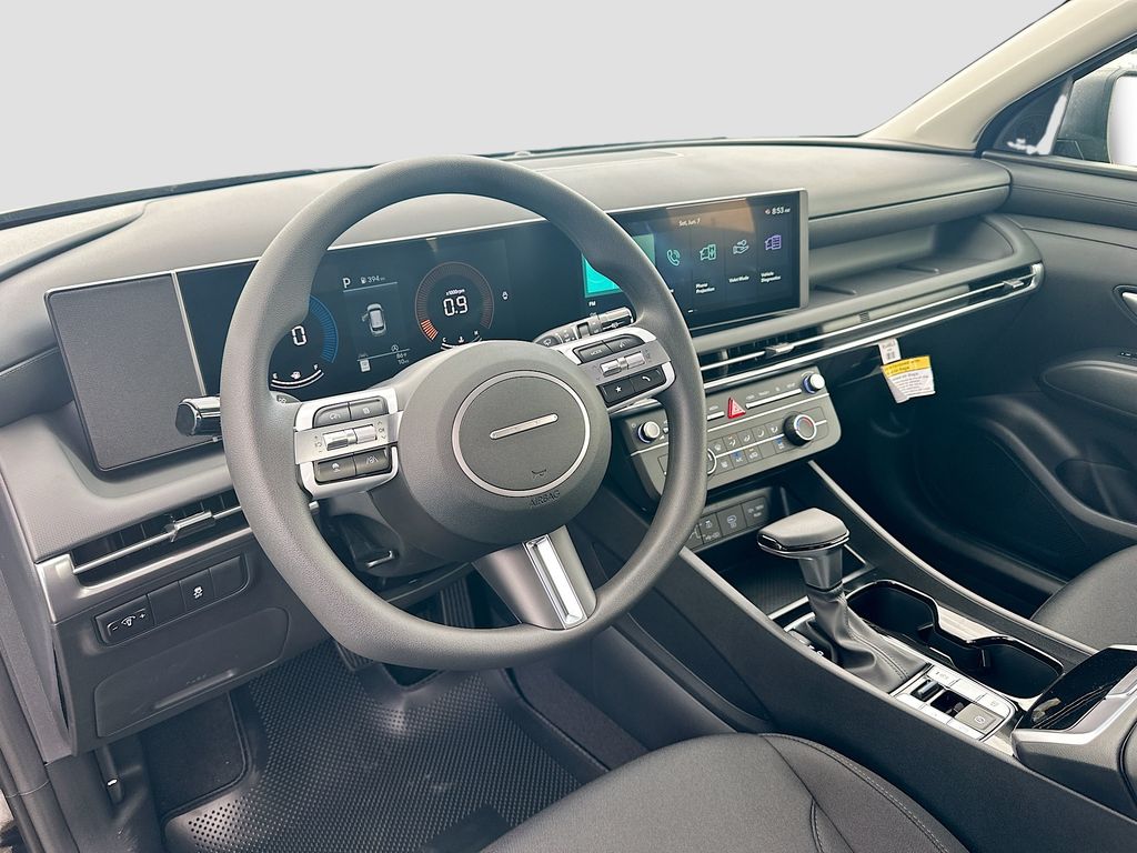 2025 Hyundai Tucson SE 9