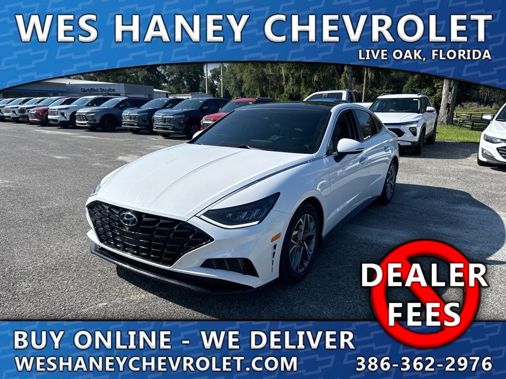 Serenity White 2023 Hyundai Sonata Sedan Front-Wheel Drive 8-Speed Automatic
