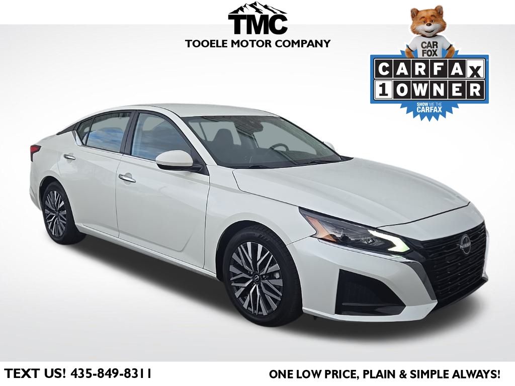 2023 Nissan Altima 2.5 SV FWD