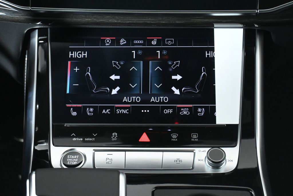 Thumbnail: 2026 Audi Q7 - 18