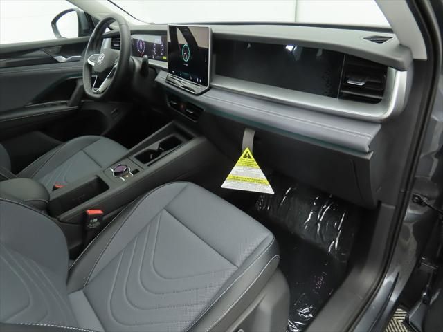 Thumbnail: 2026 Volkswagen Tiguan - 15