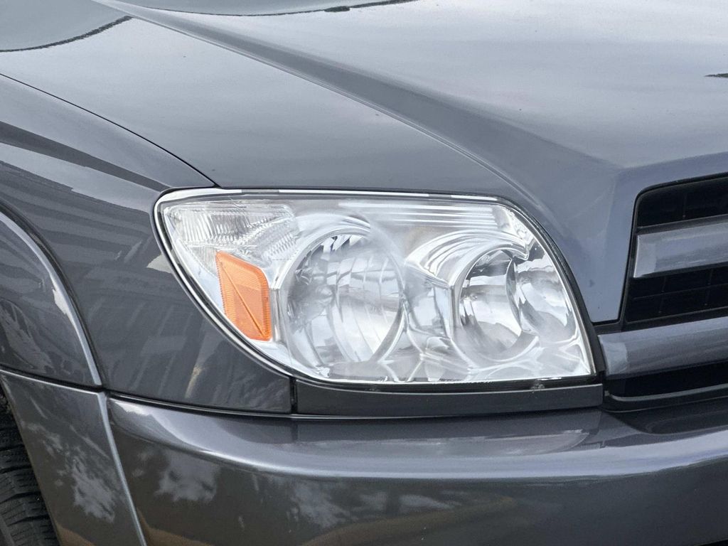 Thumbnail: 2004 Toyota 4Runner - 5