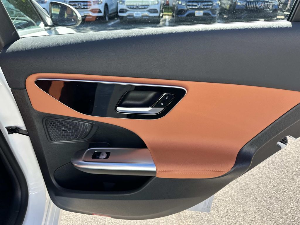 Thumbnail: 2025 Mercedes-Benz C-Class - 24