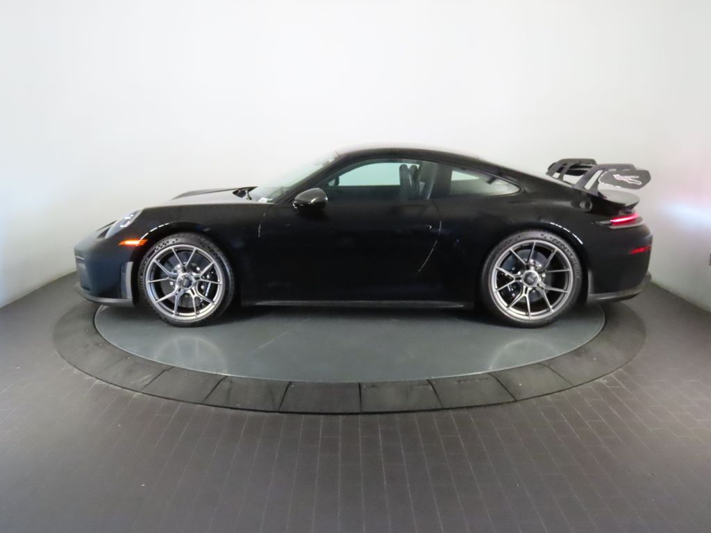 Thumbnail: 2026 Porsche 911 - 2