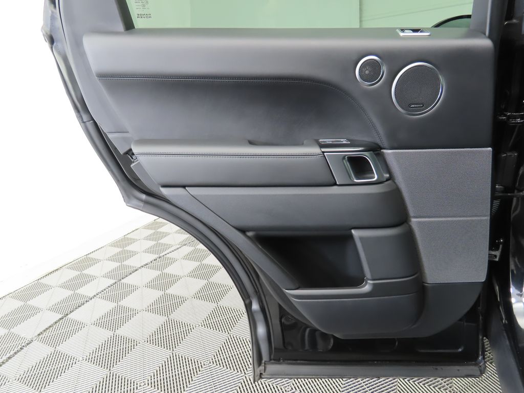 Thumbnail: 2019 Land Rover Range Rover Sport - 27