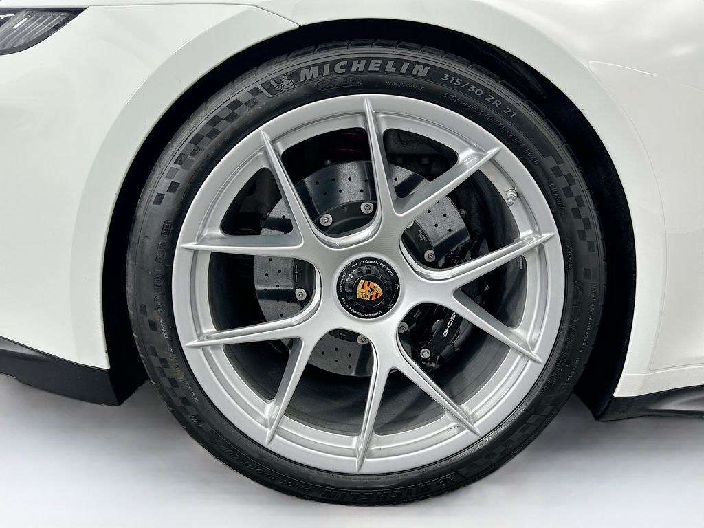 Thumbnail: 2024 Porsche 911 - 30