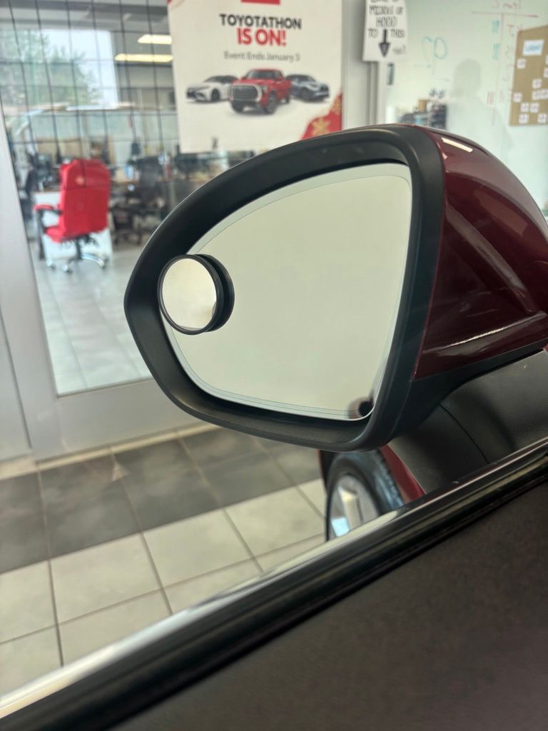Used 2023 Buick Envision SUV