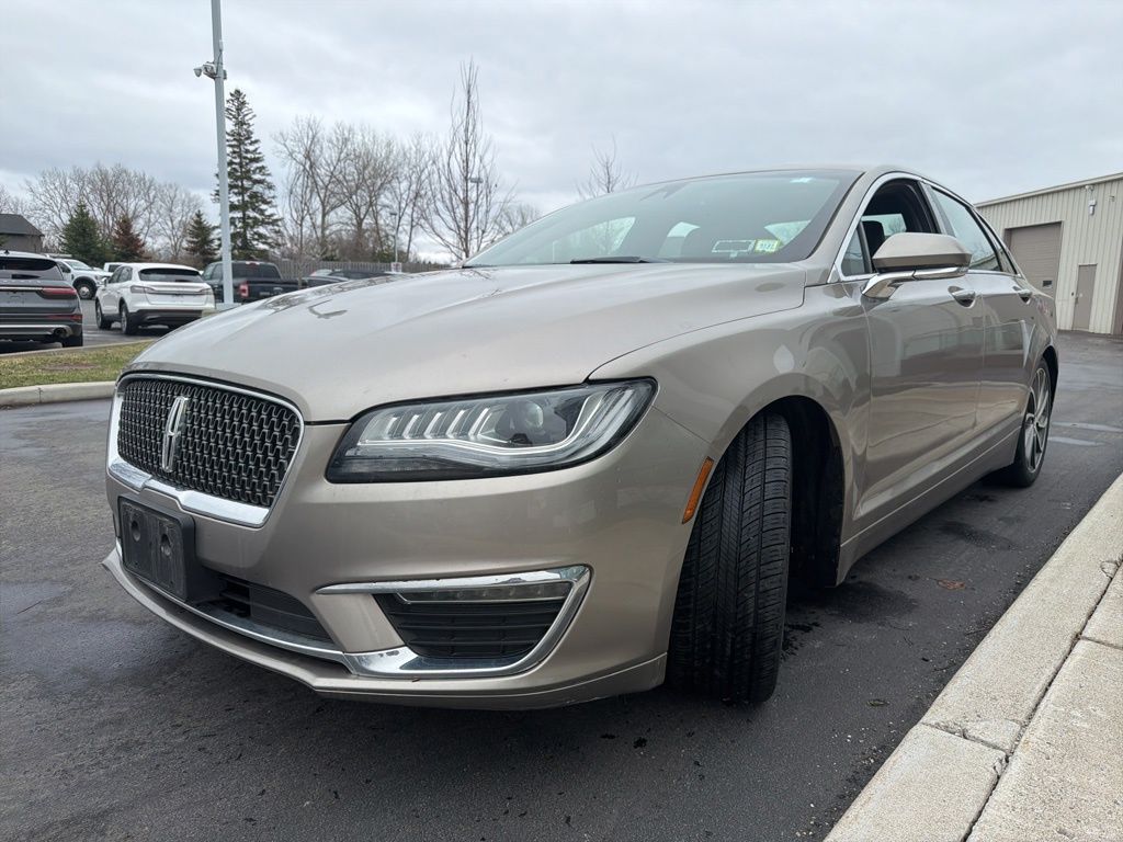 Used 2019 Brown Lincoln Reserve image 2