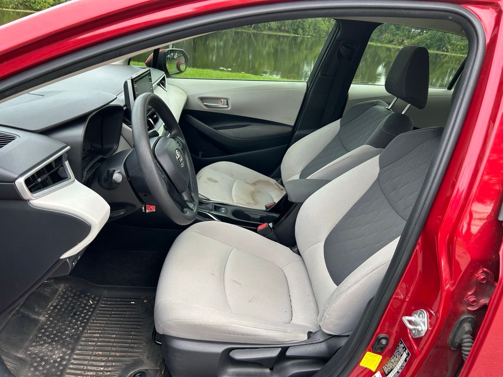 2020 Toyota Corolla LE 14