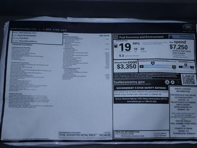 Thumbnail: 2025 Land Rover Defender - 9