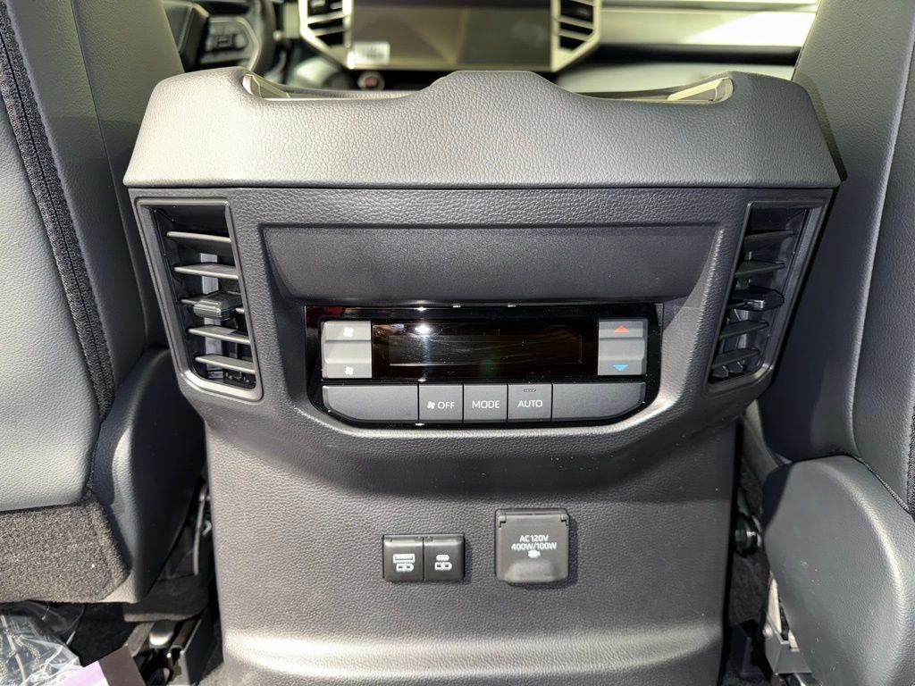 2025 Toyota Sequoia Limited 22