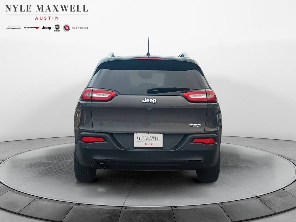 Used Car 2018 Jeep Cherokee  Latitude Plus For Sale Under $20,000 In Austin, Texas