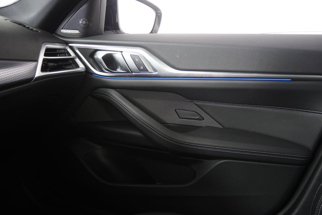 Thumbnail: 2025 BMW 4 Series - 24