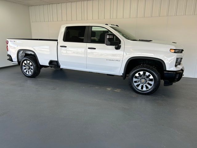 2026 Chevrolet Silverado 2500HD Custom - Image 2