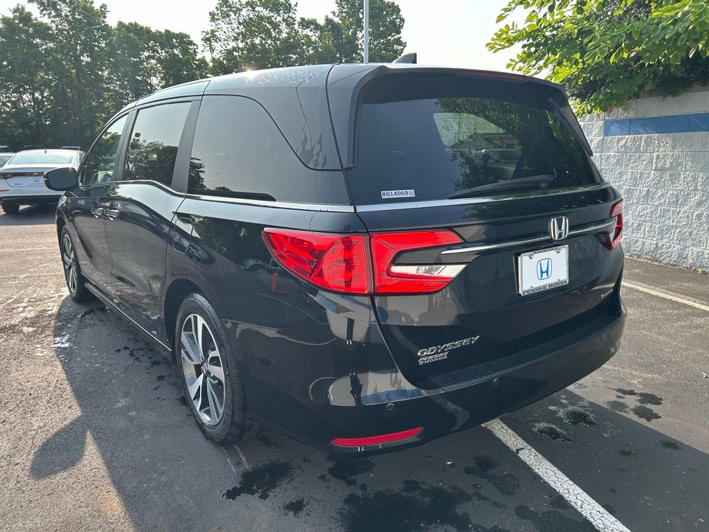 2024 Honda Odyssey Touring 3
