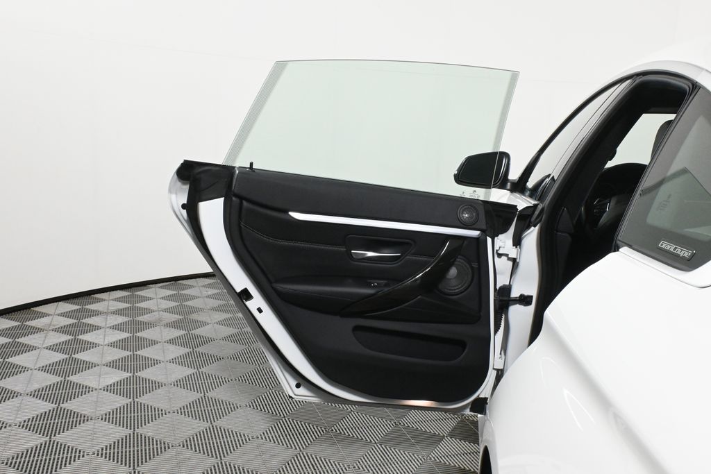 Thumbnail: 2020 BMW 4 Series - 32