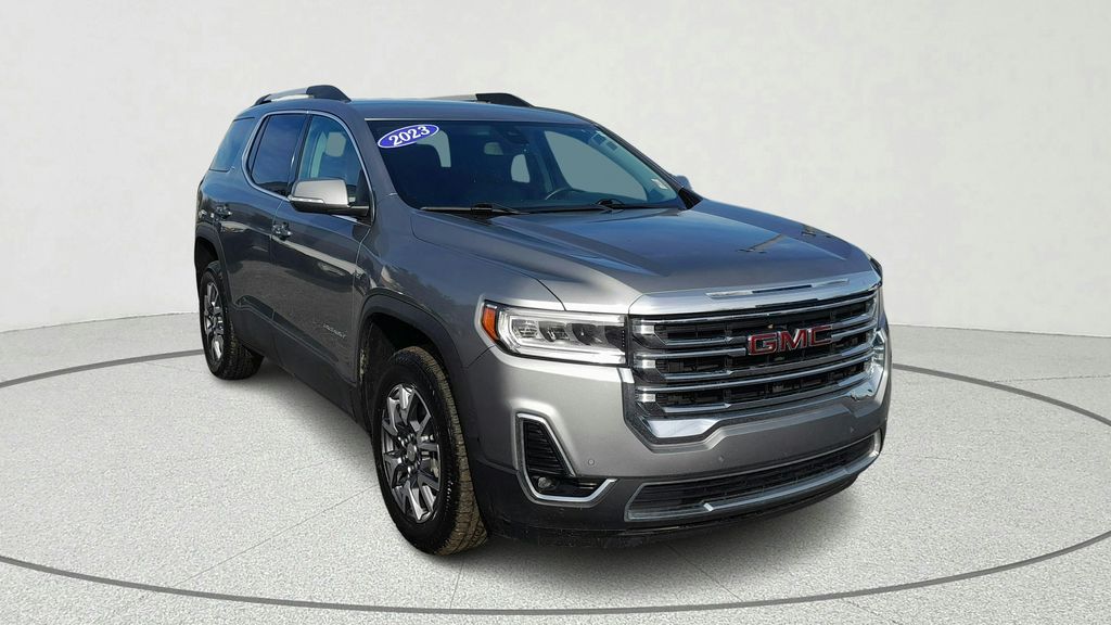 2023 GMC Acadia SLT FWD