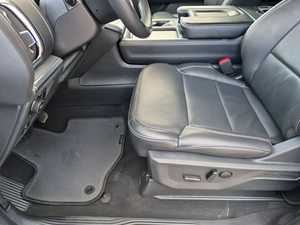 Used Car 2025 Ford Expedition  Platinum For Sale Under $70,000 In Austin, Texas