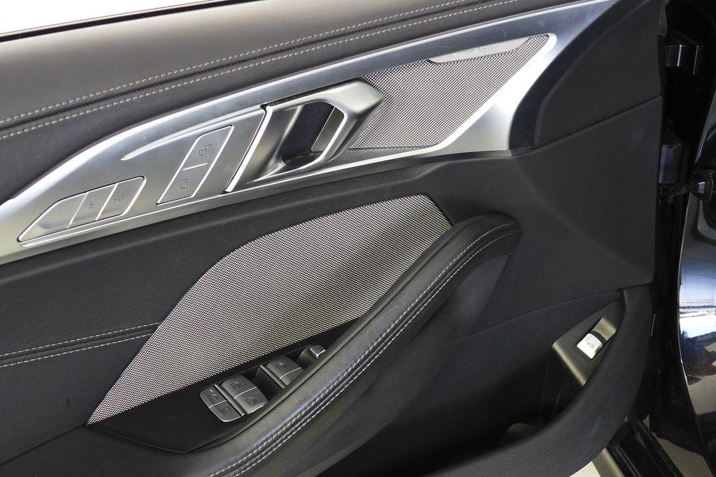 Thumbnail: 2023 BMW 8 Series - 12