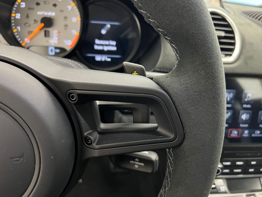 Thumbnail: 2025 Porsche 718 Cayman - 21