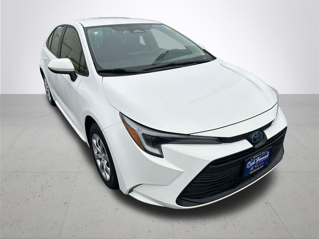 2024 Toyota Corolla Hybrid LE