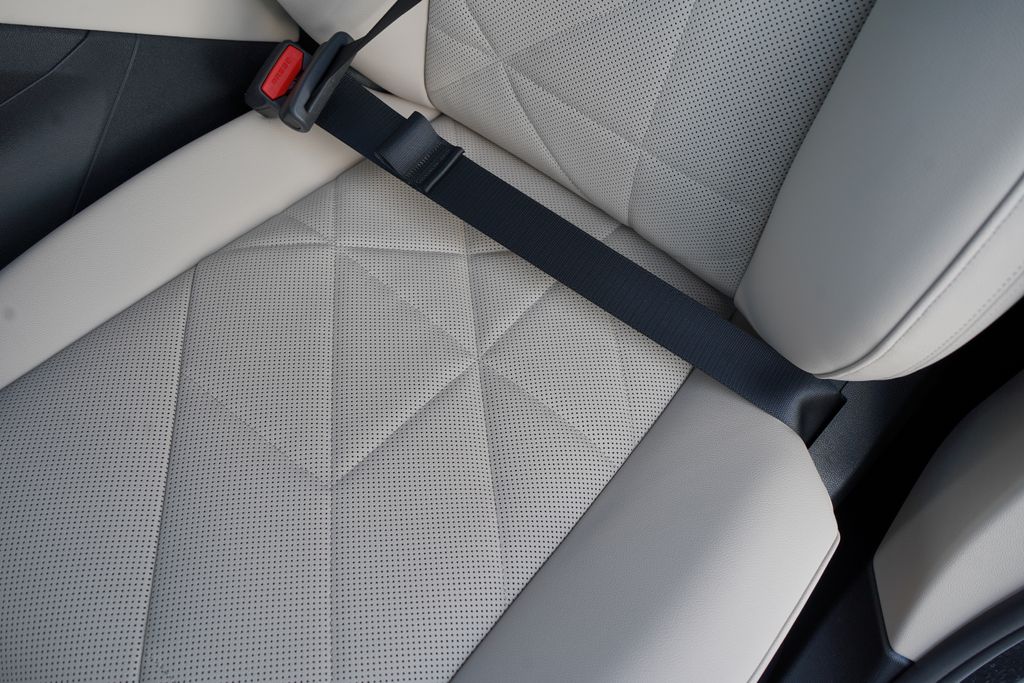 Thumbnail: 2026 BMW iX - 11