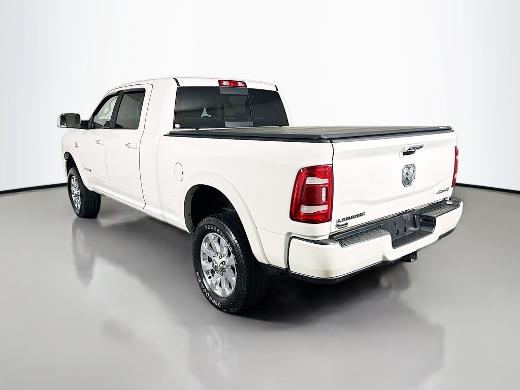 Used 2022 White Ram Laramie image 5