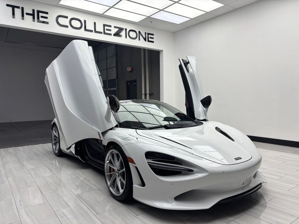 2024 McLaren 750S