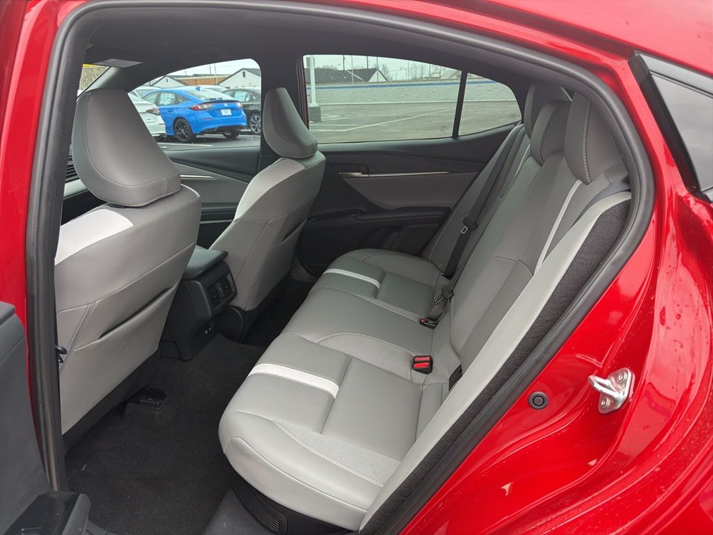 Thumbnail: 2025 Toyota Camry - 19