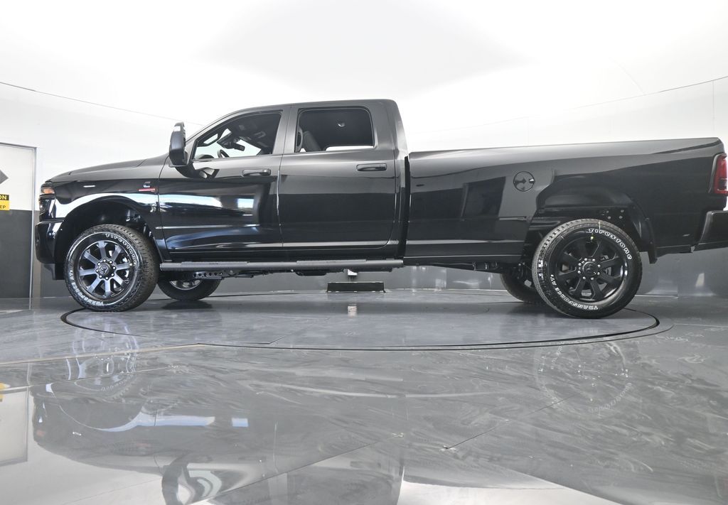 New 2026 Diamond Black Crystal Pearlcoat Ram Tradesman image 54