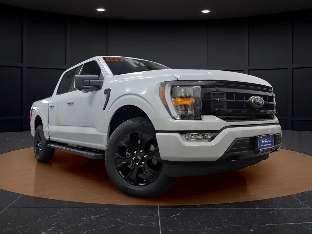 Avalanche 2023 Ford F-150 XLT SuperCrew 4WD Pickup Truck Four-Wheel Drive Automatic