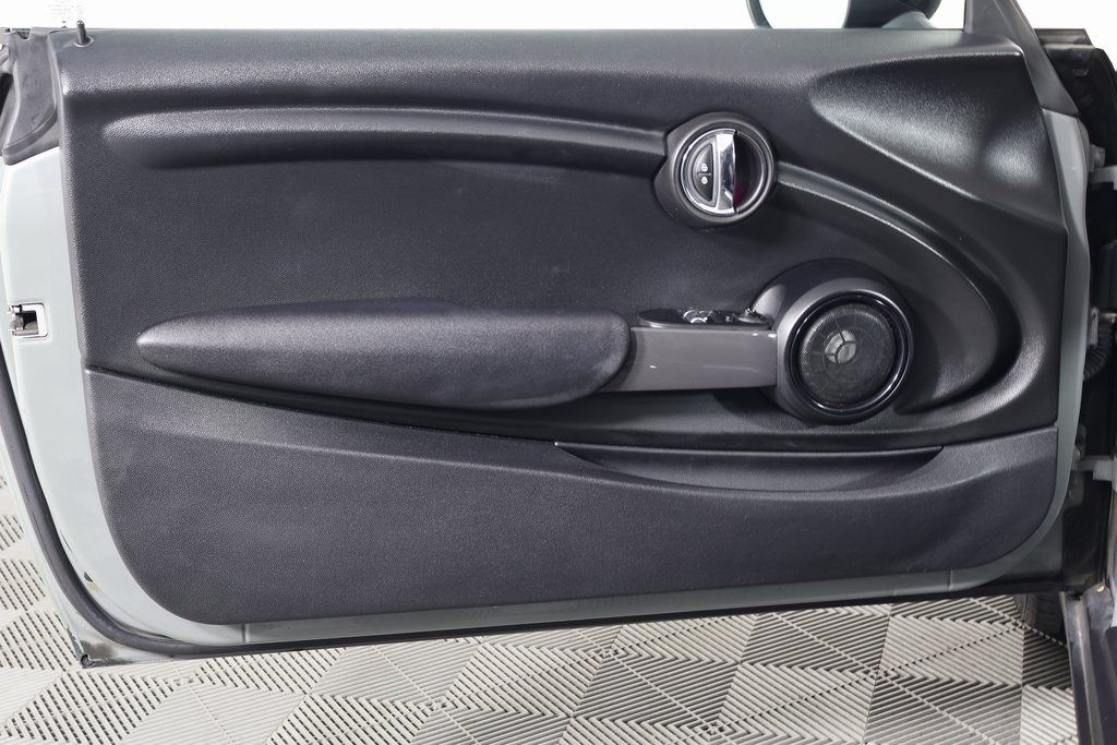 Thumbnail: 2018 MINI Cooper - 12