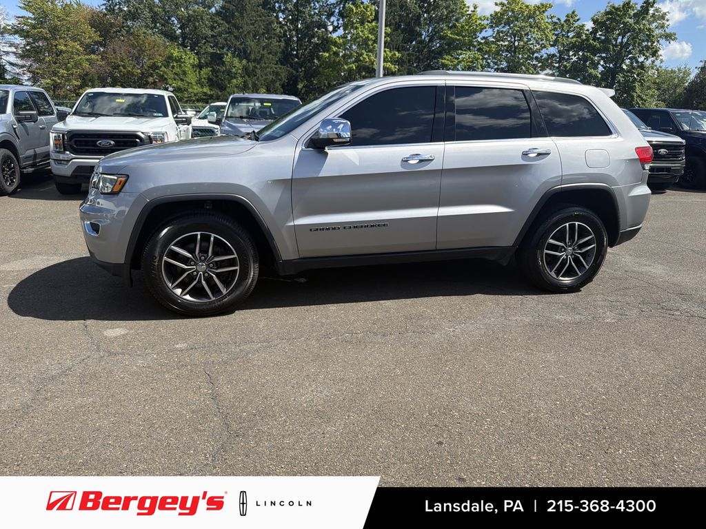  2017 Jeep Grand Cherokee Limited 4WD   