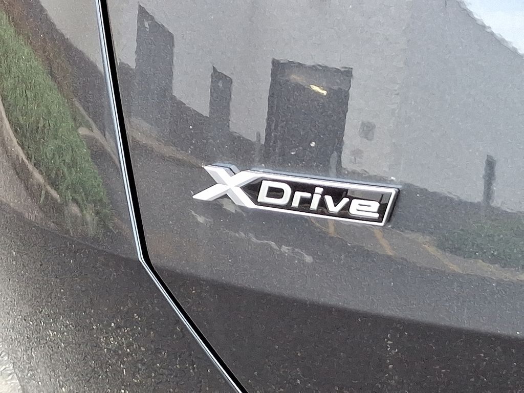 Thumbnail: 2026 BMW X3 - 12