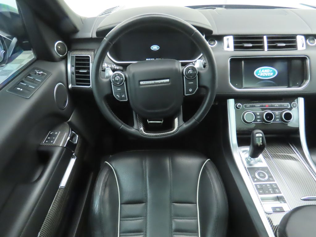 Thumbnail: 2016 Land Rover Range Rover Sport - 10