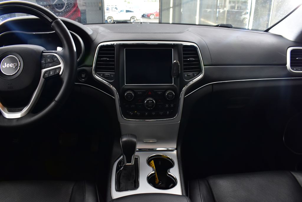 Thumbnail: 2018 Jeep Grand Cherokee - 24