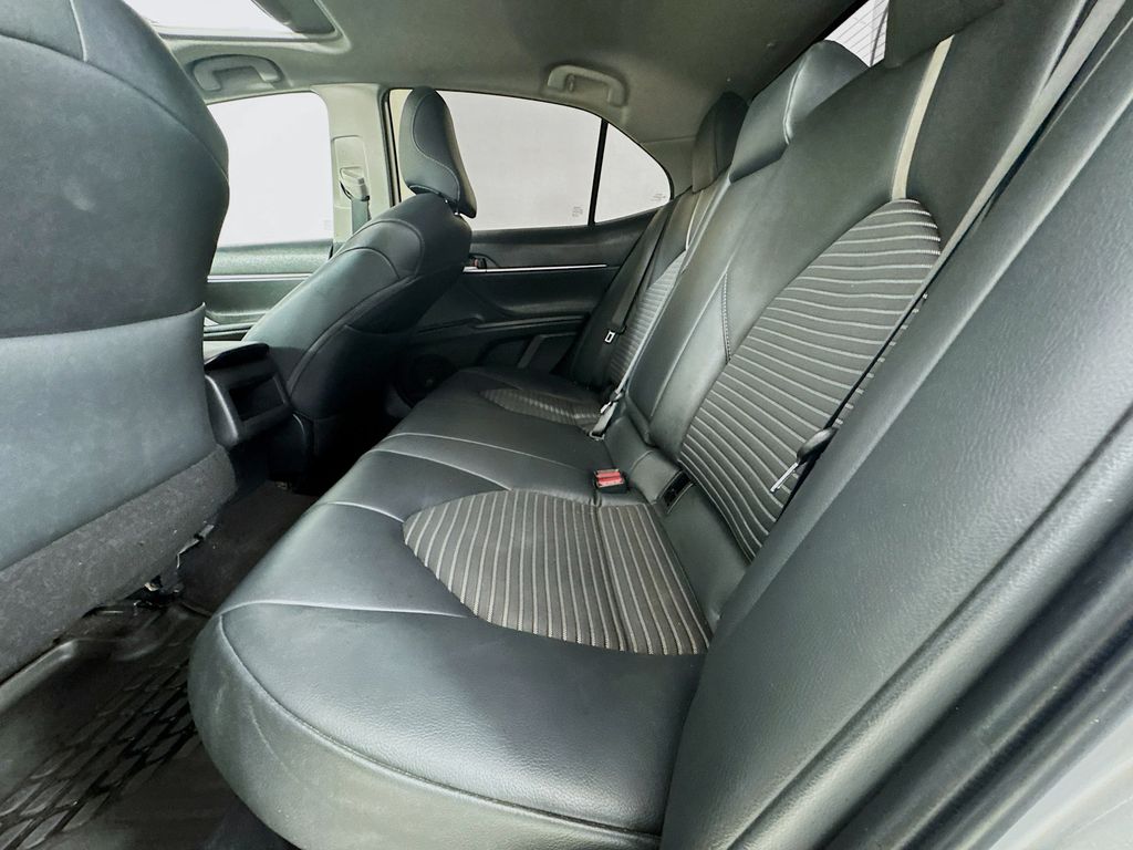 Used Car 2019 Toyota Camry Hybrid  Se For Sale Under $20,000 In Austin, Texas