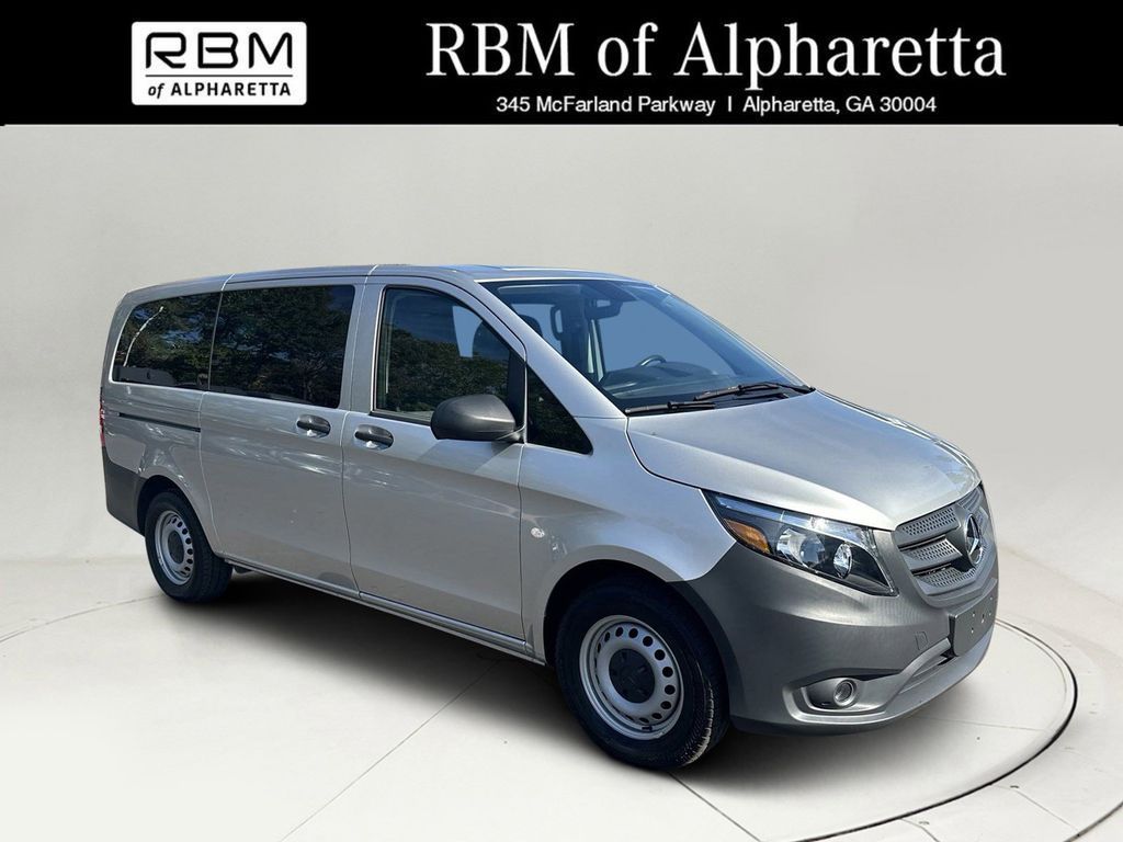 2022 Mercedes-Benz Metris Passenger 1