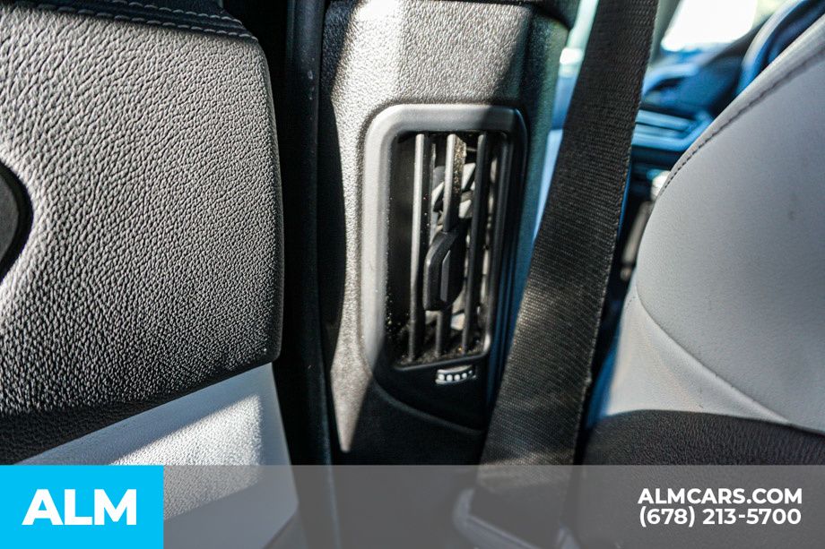 Used 2023 Black BMW xDrive40i image 33