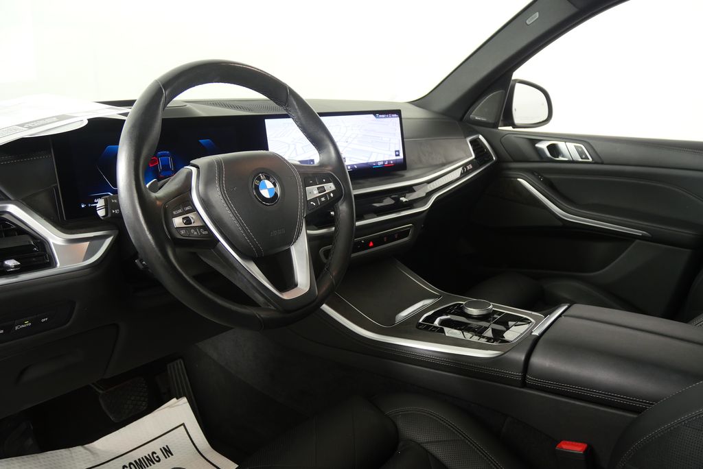 Thumbnail: 2024 BMW X5 - 13