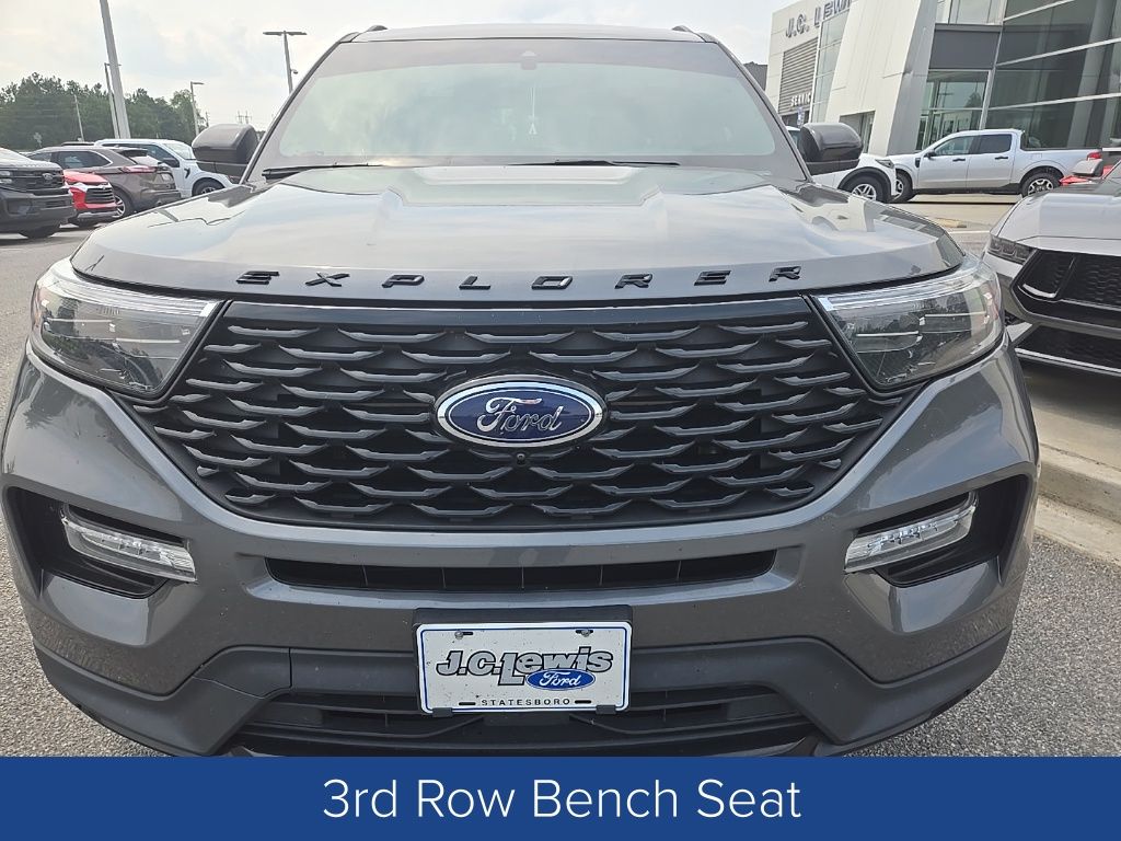 2023 Ford Explorer ST-Line