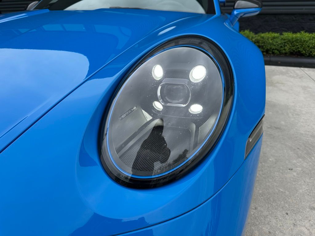 Thumbnail: 2022 Porsche 911 - 13