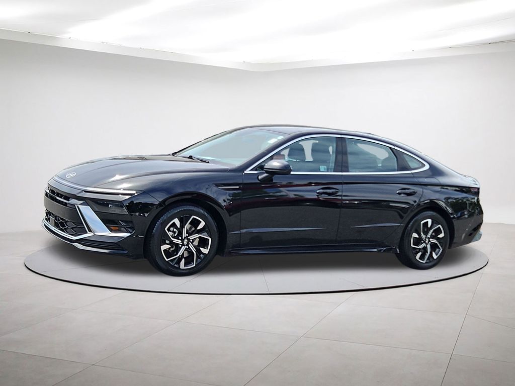 2024 Hyundai Sonata SEL - 2