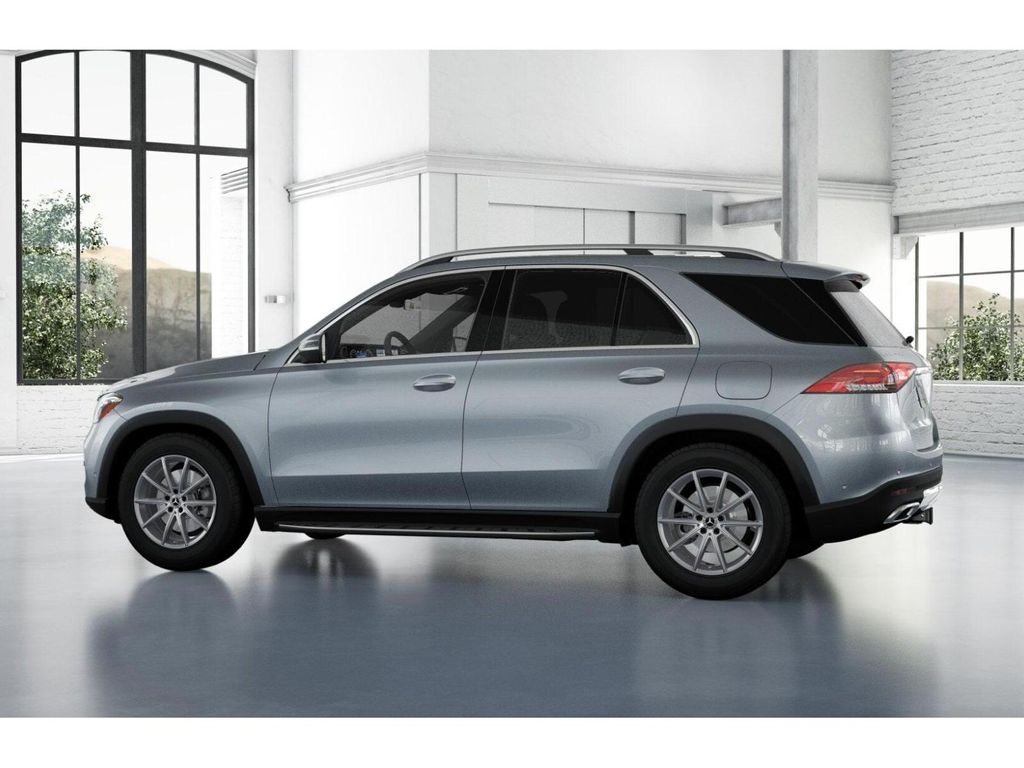 Thumbnail: 2025 Mercedes-Benz GLE - 32