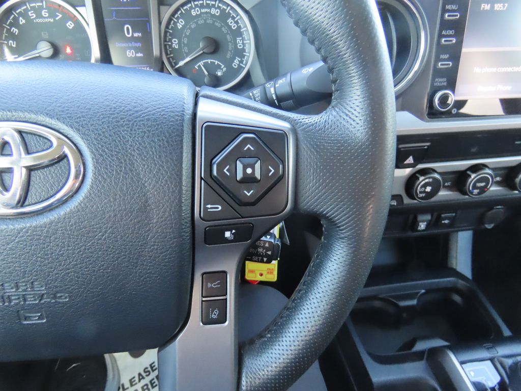 2020 Toyota Tacoma SR5 12